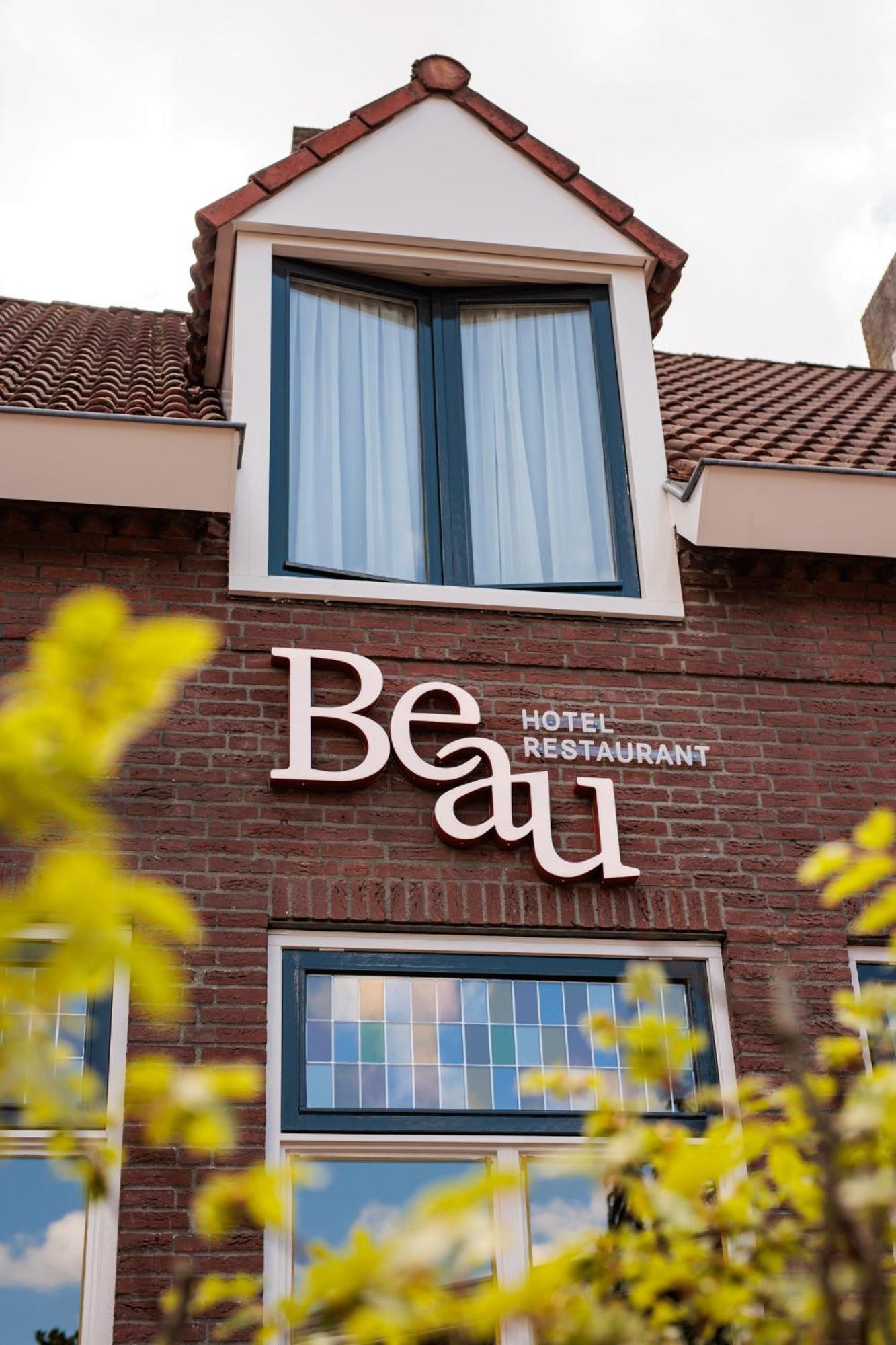 Hotel Restaurant Beau Bergeijk Exterior photo